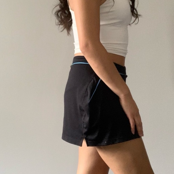 Adidas womans sports skort blue and  black size MED - Picture 2 of 11